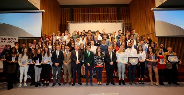 LA UNIVERSIDAD EUROPEA MIGUEL DE CERVANTES, PERFECTO ESCENARIO PARA UNA GALA LLENA DE ESTRELLAS