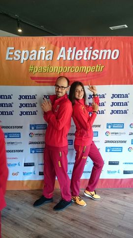 SONIA DE LA CRUZ (10.000) Y JULIO CALVO (LANZAMIENTOS), CAMPEONES DE ESPAÑA DE VETERANOS