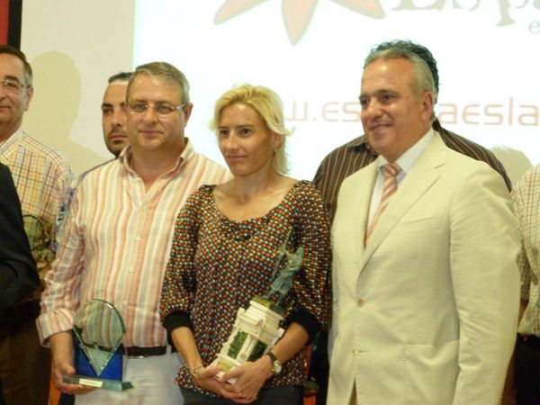 LA FEDERACIÓN DE ATLETISMO DE CASTILLA Y LEÓN, PREMIADA EN LA GALA DE HOMENAJE A LAS FEDERACIONES DEPORTIVAS DE CASTILLA Y LEÓN