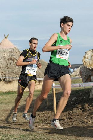 ROBERTO ALAIZ Y BLANCA FERNANDEZ, LOS MEJORES DE LA COMUNIDAD EN ATAPUERCA