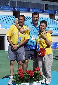 UNA FAMILIA EJEMPLAR DE JUECES