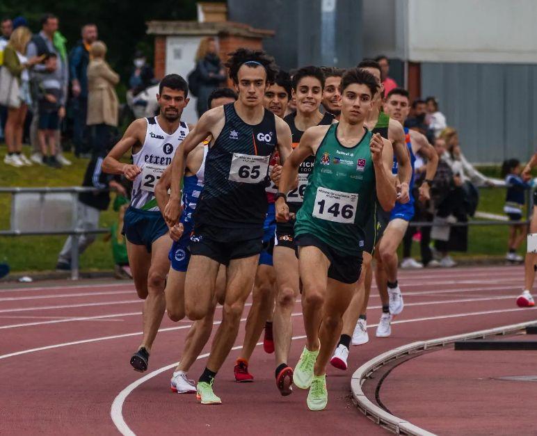 RECORD DE CASTILLA Y LEÓN SUB 20 DE RUBÉN LEONARDO CON MÍNIMA MUNDIAL