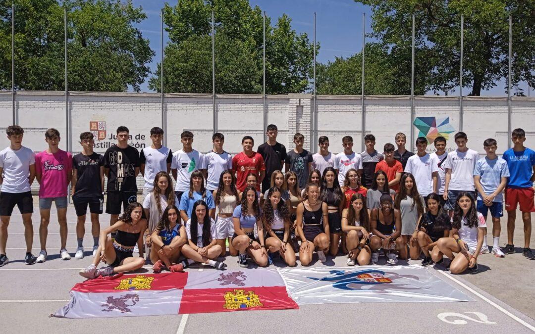 SALE LA EXPEDICIÓN DE CASTILLA Y LEÓN AL CAMPEONATO DE ESPAÑA SUB 16